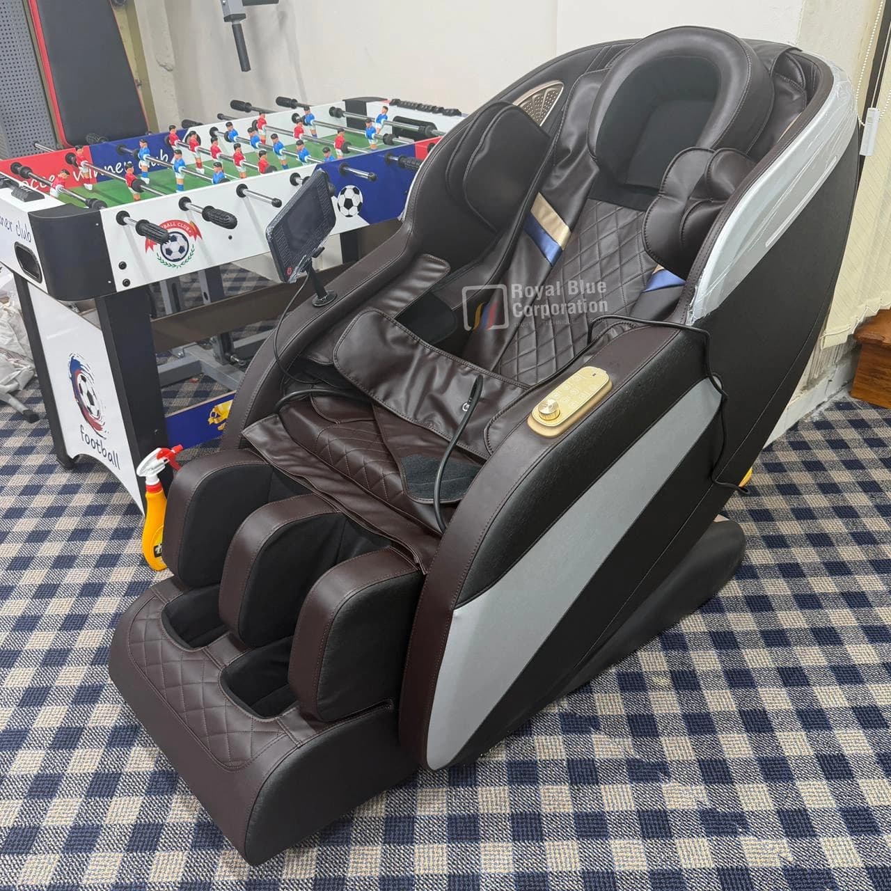 chair thumbnail 2